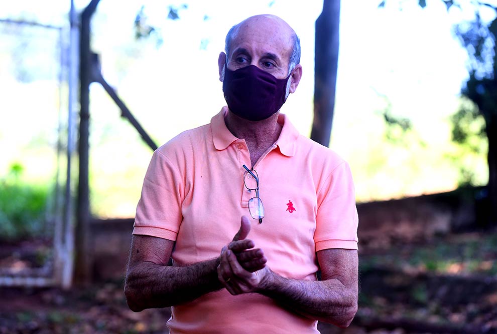 audiodescrição: fotografia colorida do professor de zoologia Wesley Silva