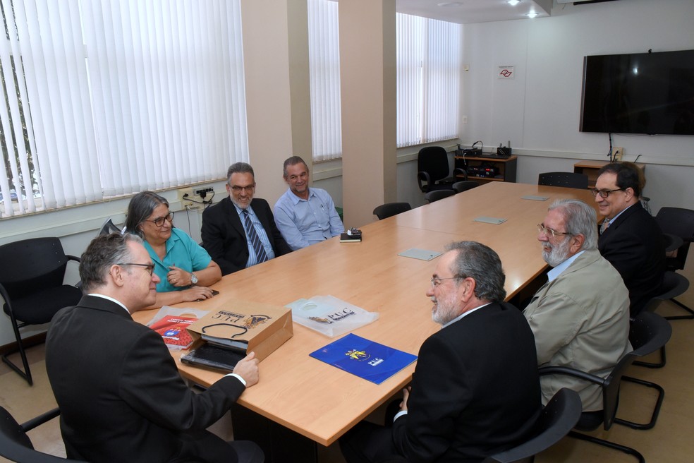 Encontro de reitores e representantes da Unicamp e da PUC-Campinas discutiu parceria entre estrutura e projetos sustentáveis. — Foto: Antoninho Perri/Ascom/Unicamp
